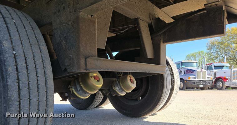 image for item DP6339 2004 Timpte Super Hopper grain trailer