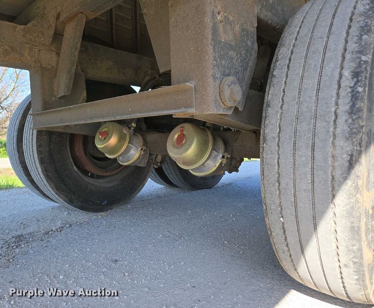 image for item DP6339 2004 Timpte Super Hopper grain trailer