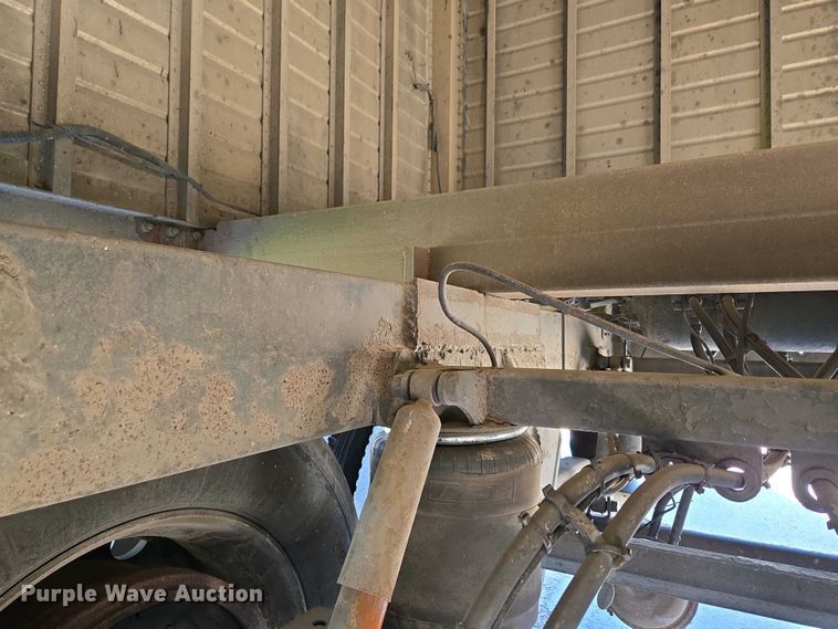 image for item DP6339 2004 Timpte Super Hopper grain trailer