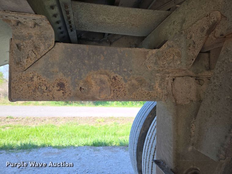 image for item DP6339 2004 Timpte Super Hopper grain trailer