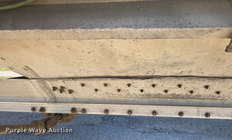 image for item DP6339 2004 Timpte Super Hopper grain trailer