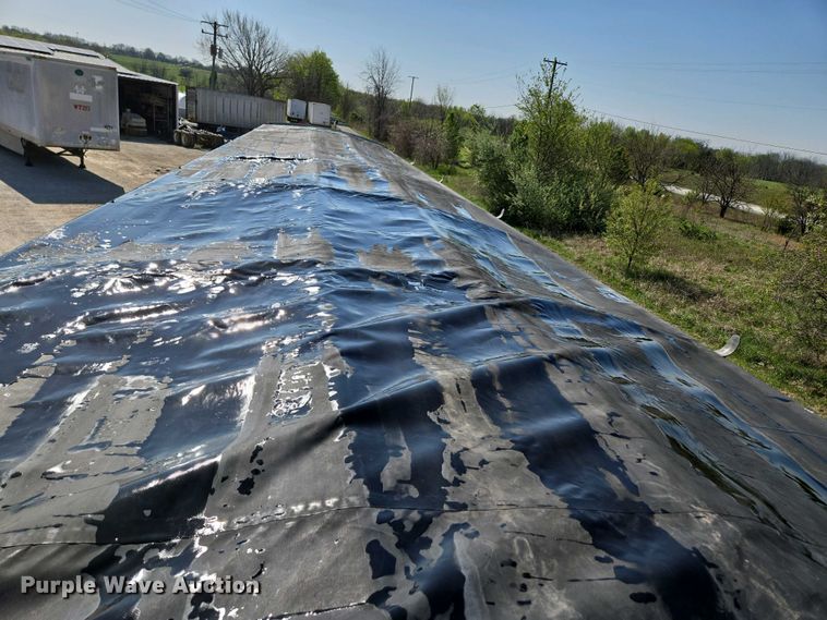 image for item DP6339 2004 Timpte Super Hopper grain trailer