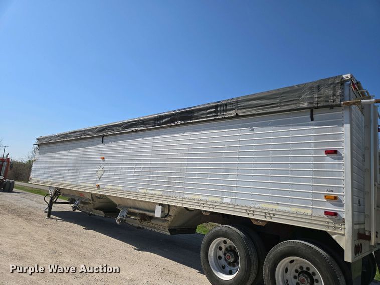 image for item DP6339 2004 Timpte Super Hopper grain trailer