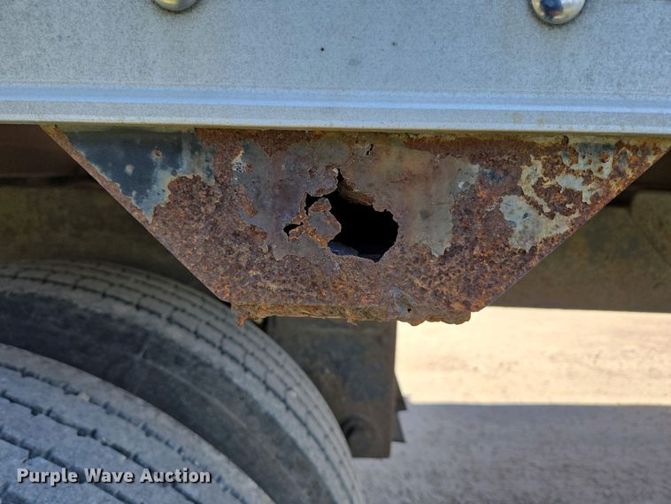 image for item DP6339 2004 Timpte Super Hopper grain trailer