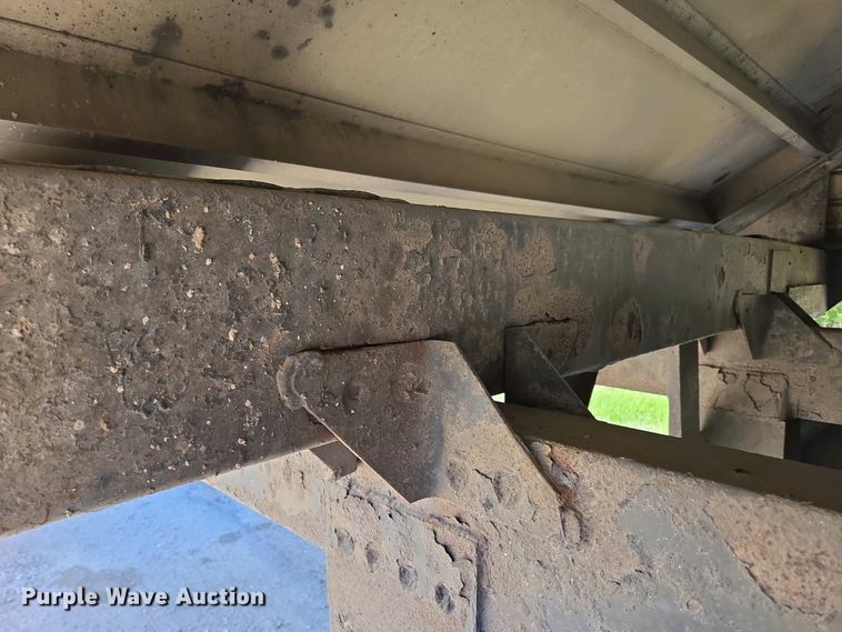 image for item DP6339 2004 Timpte Super Hopper grain trailer