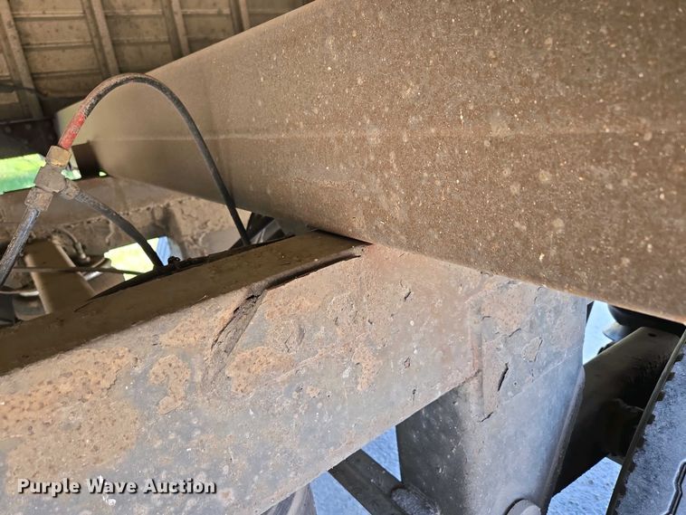 image for item DP6339 2004 Timpte Super Hopper grain trailer