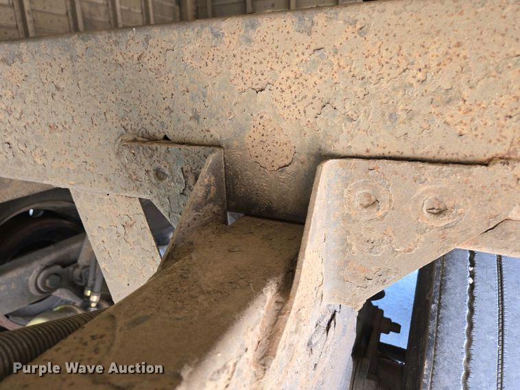 image for item DP6339 2004 Timpte Super Hopper grain trailer