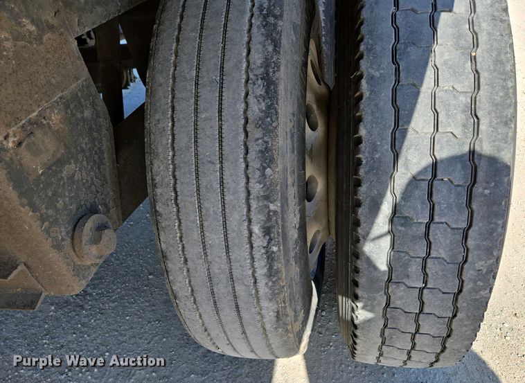 image for item DP6339 2004 Timpte Super Hopper grain trailer