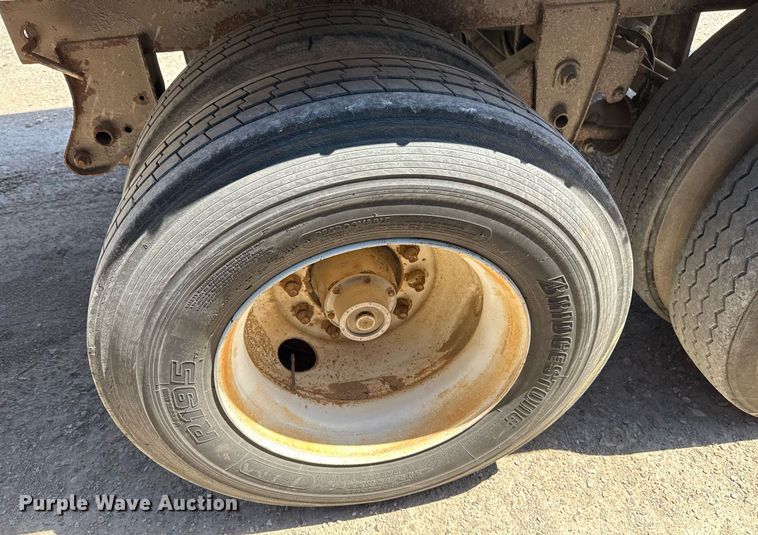 image for item DS3724 1992 Monon MA3-00-ST-48W dry van trailer