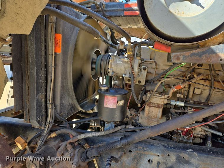 image for item DS5377 1991 Ford L9000 flatbed truck