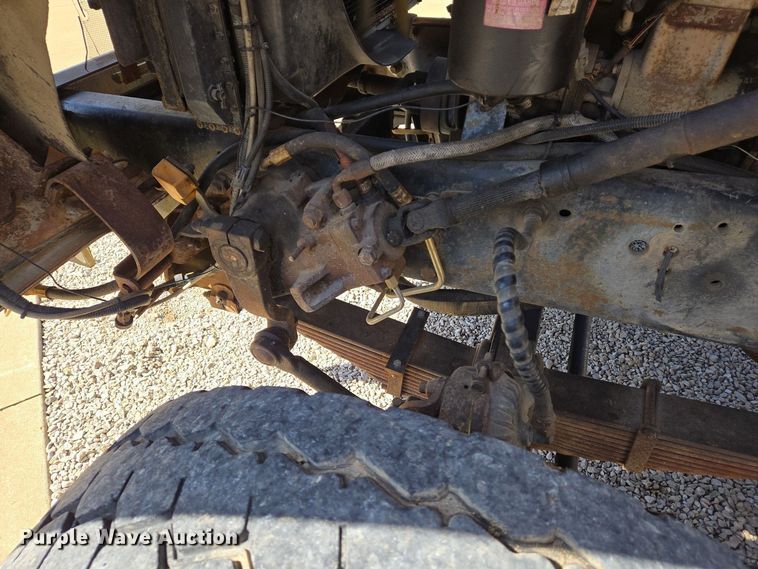 image for item DS5377 1991 Ford L9000 flatbed truck