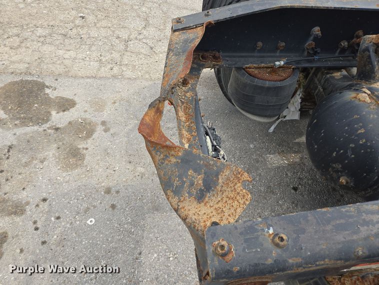 image for item DT4784 2006 Freightliner CL120 semi truck