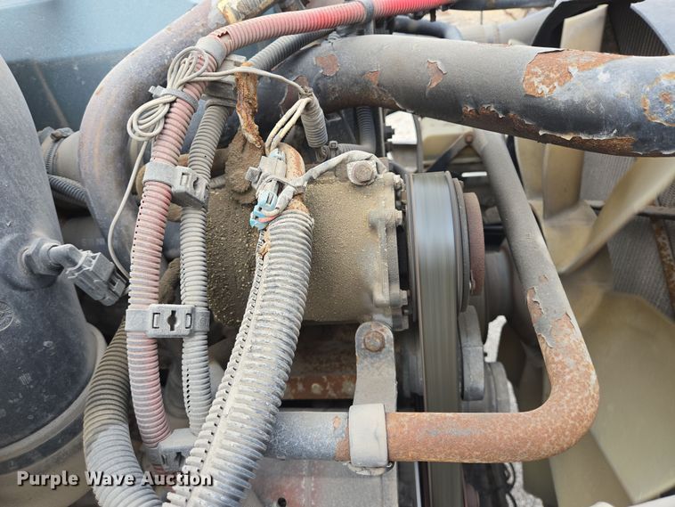 image for item DT4785 2007 Freightliner CL120 semi truck