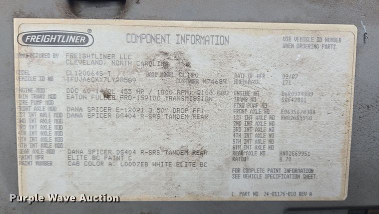 image for item DT4785 2007 Freightliner CL120 semi truck