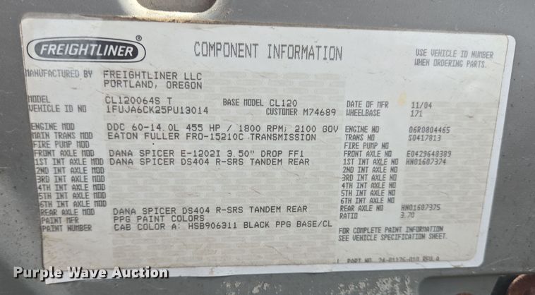 image for item DT4786 2005 Freightliner CL120 semi truck