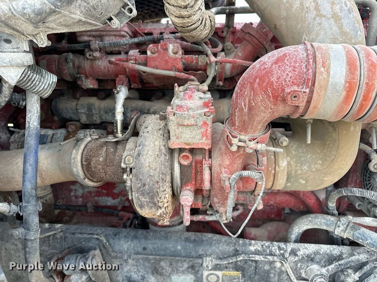 image for item DT6515 2018 Kenworth T880 semi truck