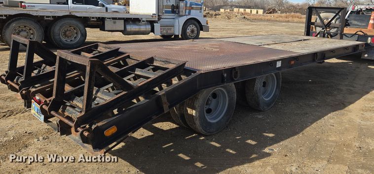 image for item DT7071 1977 Belshe equipment trailer