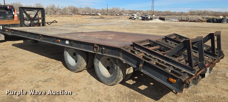image for item DT7071 1977 Belshe equipment trailer