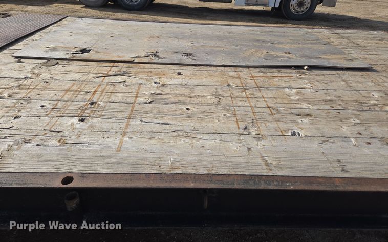 image for item DT7071 1977 Belshe equipment trailer