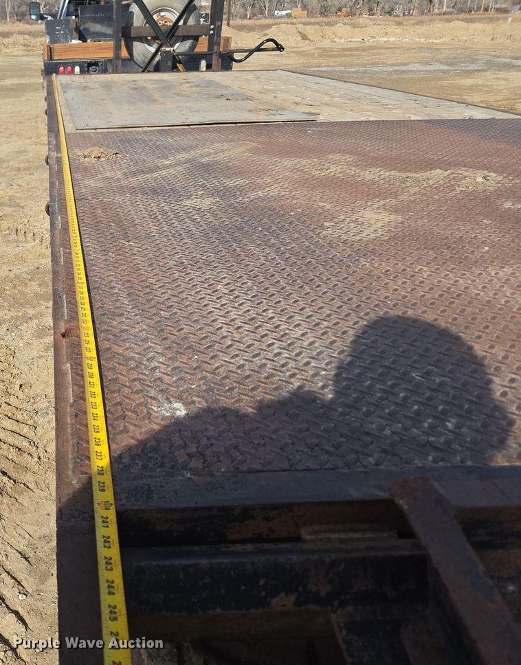 image for item DT7071 1977 Belshe equipment trailer