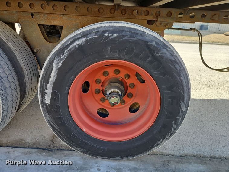 image for item DT7621 2006 Hyundai V12530152-AJS dry van trailer