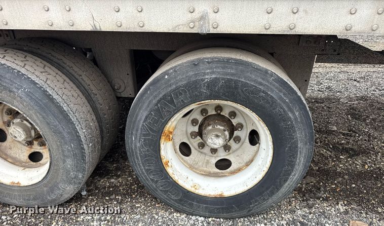 image for item DU3434 2013 Great Dane CPL-3314-01053 dry van trailer