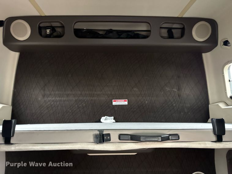 image for item DU3435 2017 Volvo VN semi truck