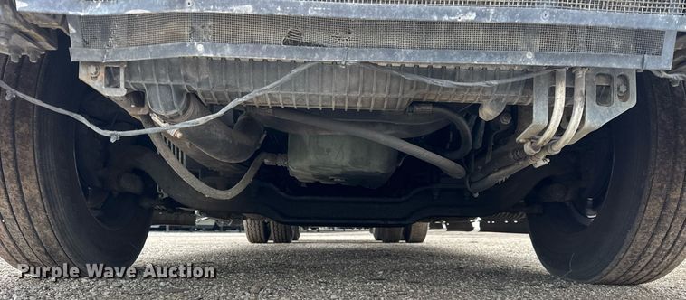 image for item DU3436 2015 Volvo VN semi truck