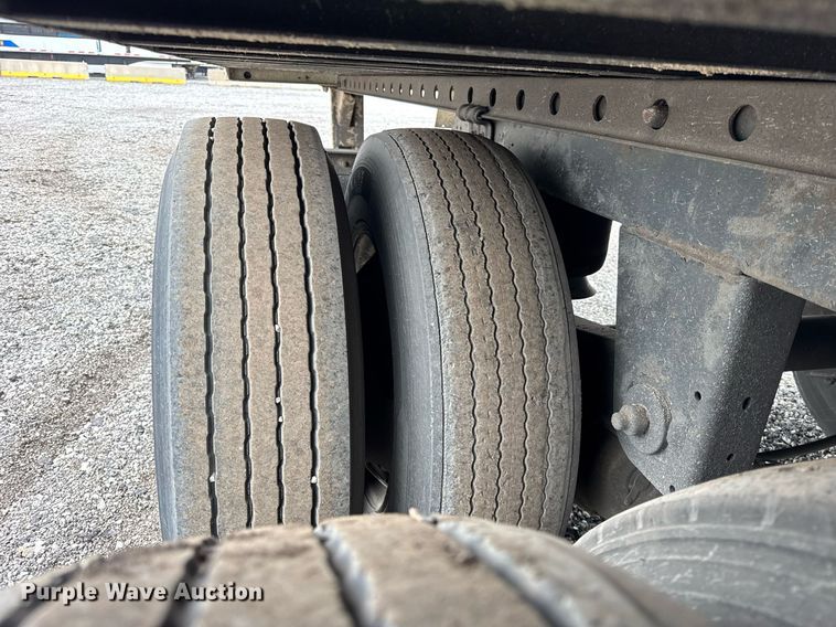 image for item DU3437 2017 Great Dane CCC-3314-01053 dry van trailer