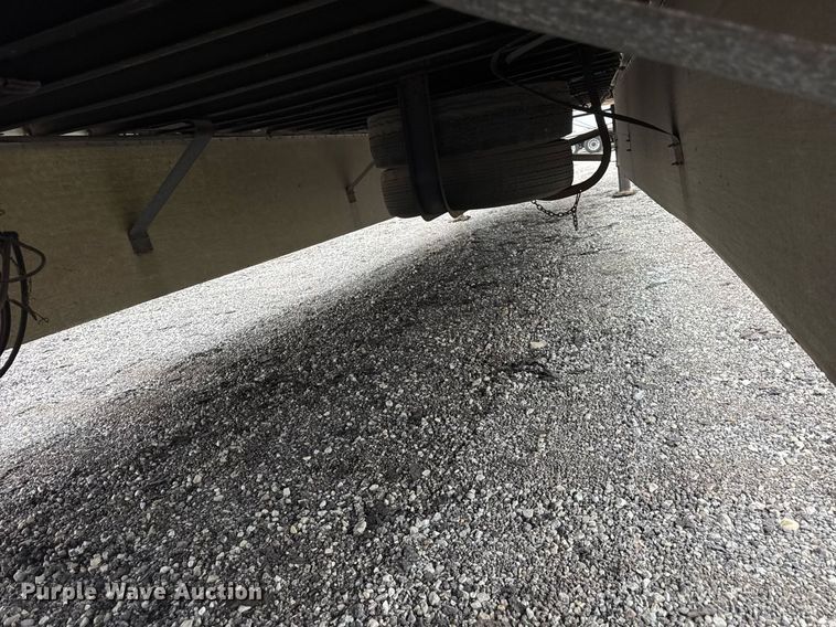 image for item DU3441 2016 Utility VS2DX dry van trailer