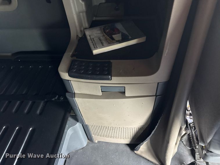 image for item DU3467 2018 Freightliner Cascadia semi truck