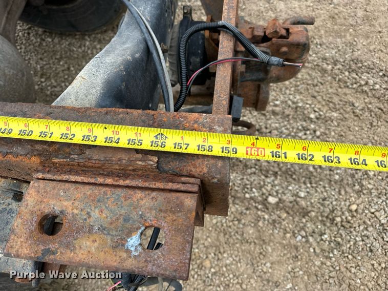 image for item DV1884 1994 Ford L9000 truck cab and chassis