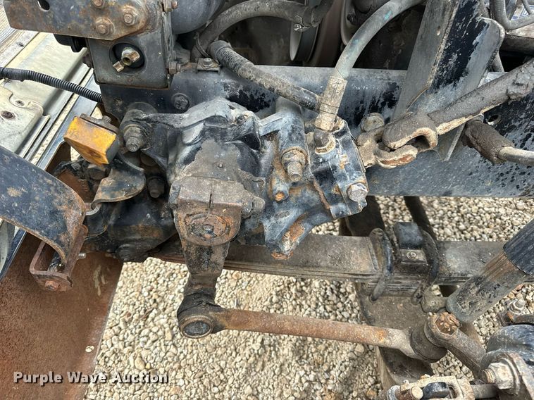 image for item DV1884 1994 Ford L9000 truck cab and chassis