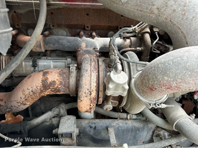 image for item DV1900 2007 International 9400i semi truck