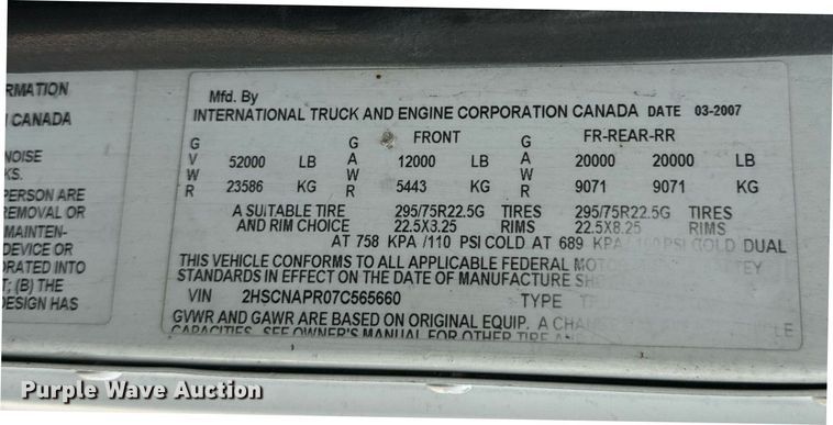 image for item DV1900 2007 International 9400i semi truck