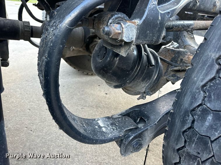 image for item DV1902 2015 Kenworth T680 semi truck