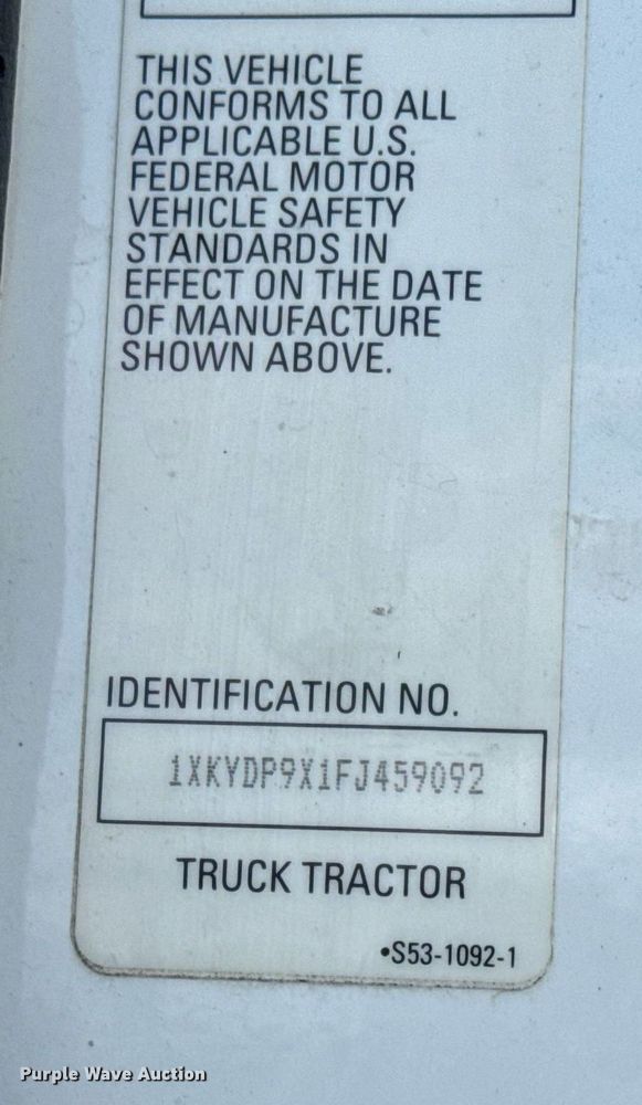 image for item DV1902 2015 Kenworth T680 semi truck