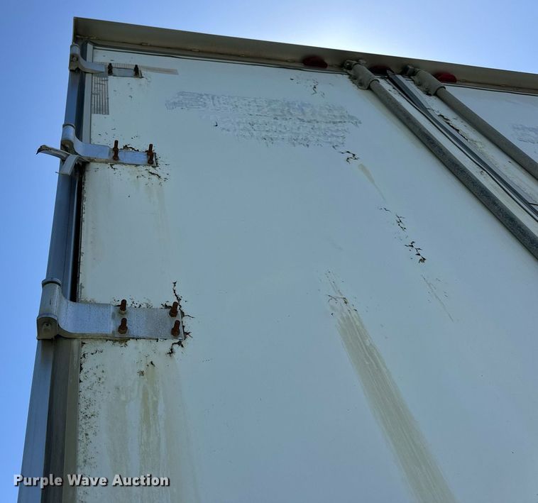 image for item DV1909 2005 Bridgeville BTDFLS05 dry van trailer