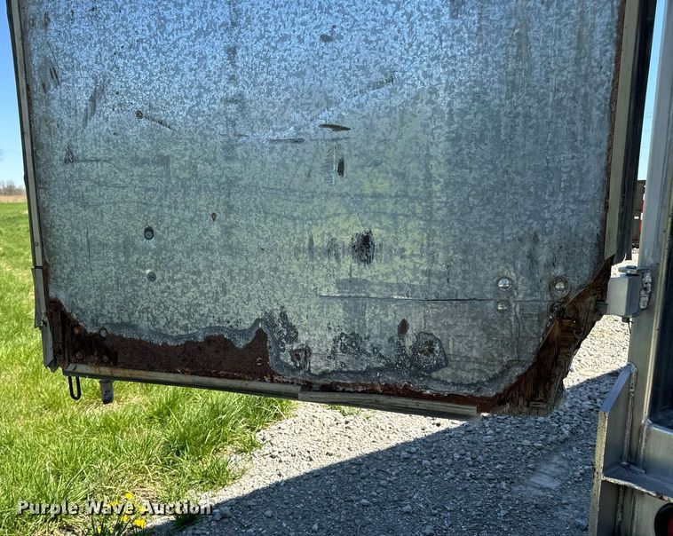 image for item DV1909 2005 Bridgeville BTDFLS05 dry van trailer