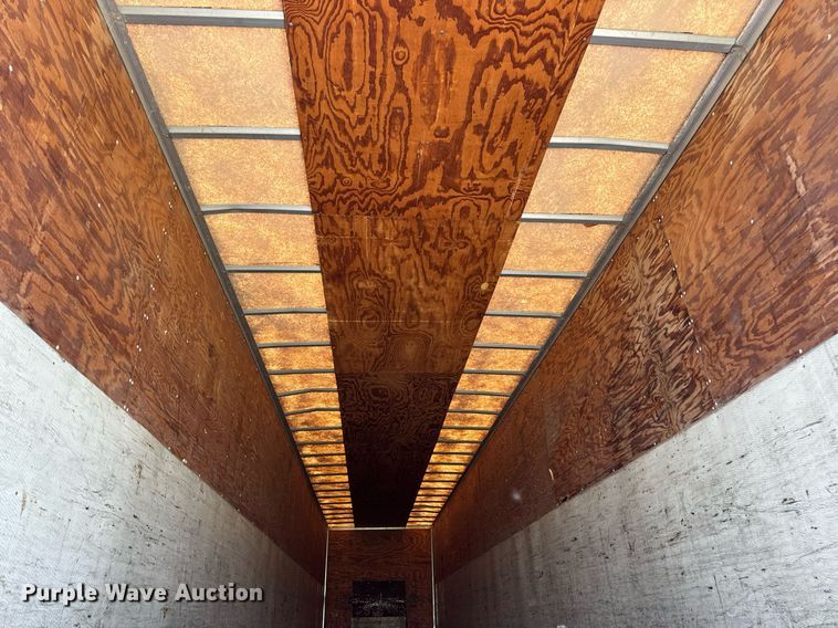 image for item DV1909 2005 Bridgeville BTDFLS05 dry van trailer