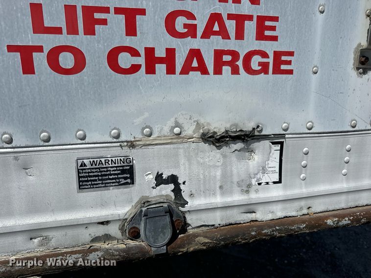 image for item DV1910 2005 Great Dane 7411TP-SA dry van trailer