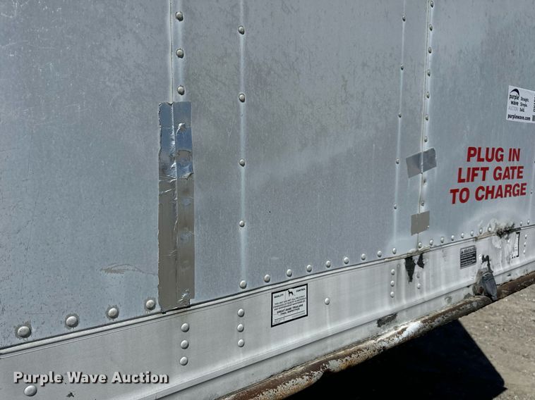 image for item DV1910 2005 Great Dane 7411TP-SA dry van trailer