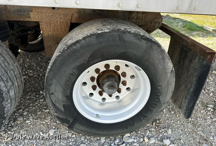 image for item DV1910 2005 Great Dane 7411TP-SA dry van trailer