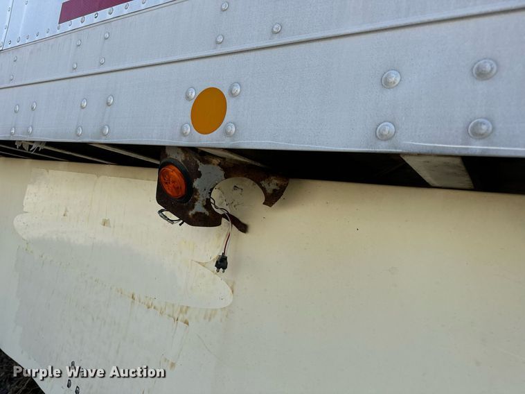 image for item DV1916 2004 Lufkin TFV-CLST dry van trailer