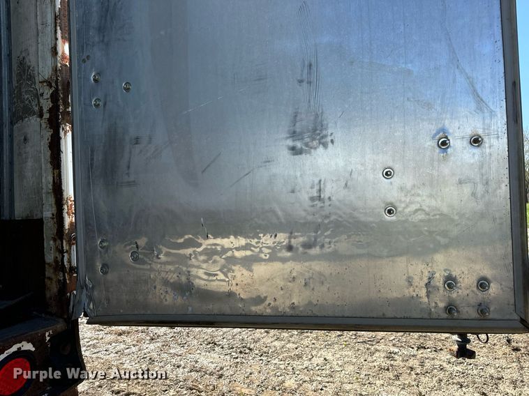 image for item DV1916 2004 Lufkin TFV-CLST dry van trailer