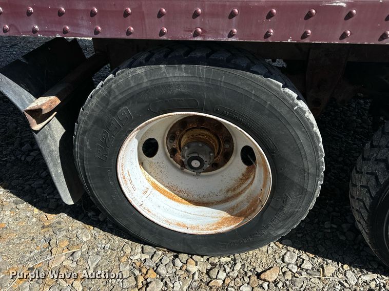 image for item DV1917 1995 Strick dry van trailer