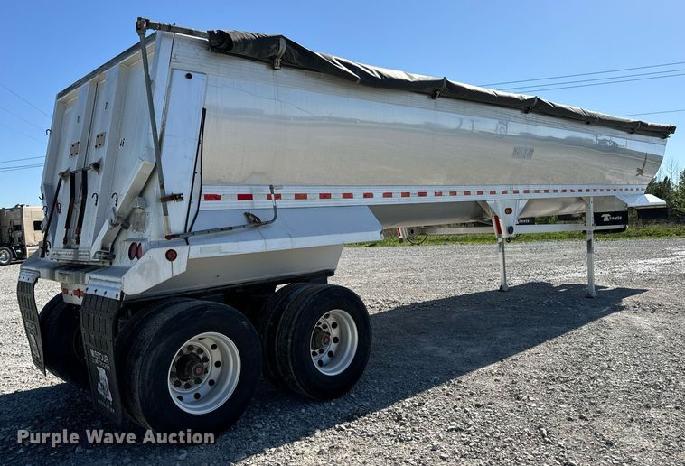 image for item DV1919 2005 Everlite end dump trailer