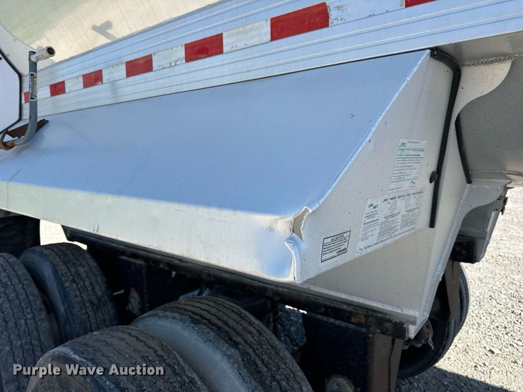 image for item DV1919 2005 Everlite end dump trailer