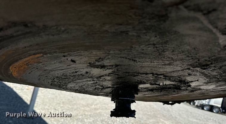 image for item DV1919 2005 Everlite end dump trailer