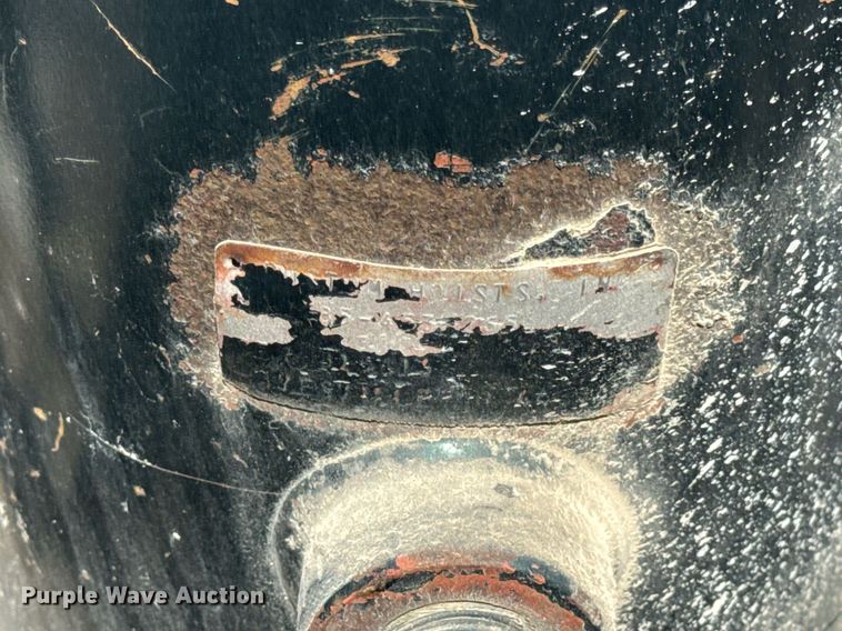 image for item DV1919 2005 Everlite end dump trailer